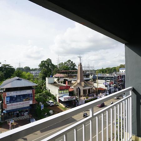 Quilon Residency Kundara Hotel Perumanseri Buitenkant foto