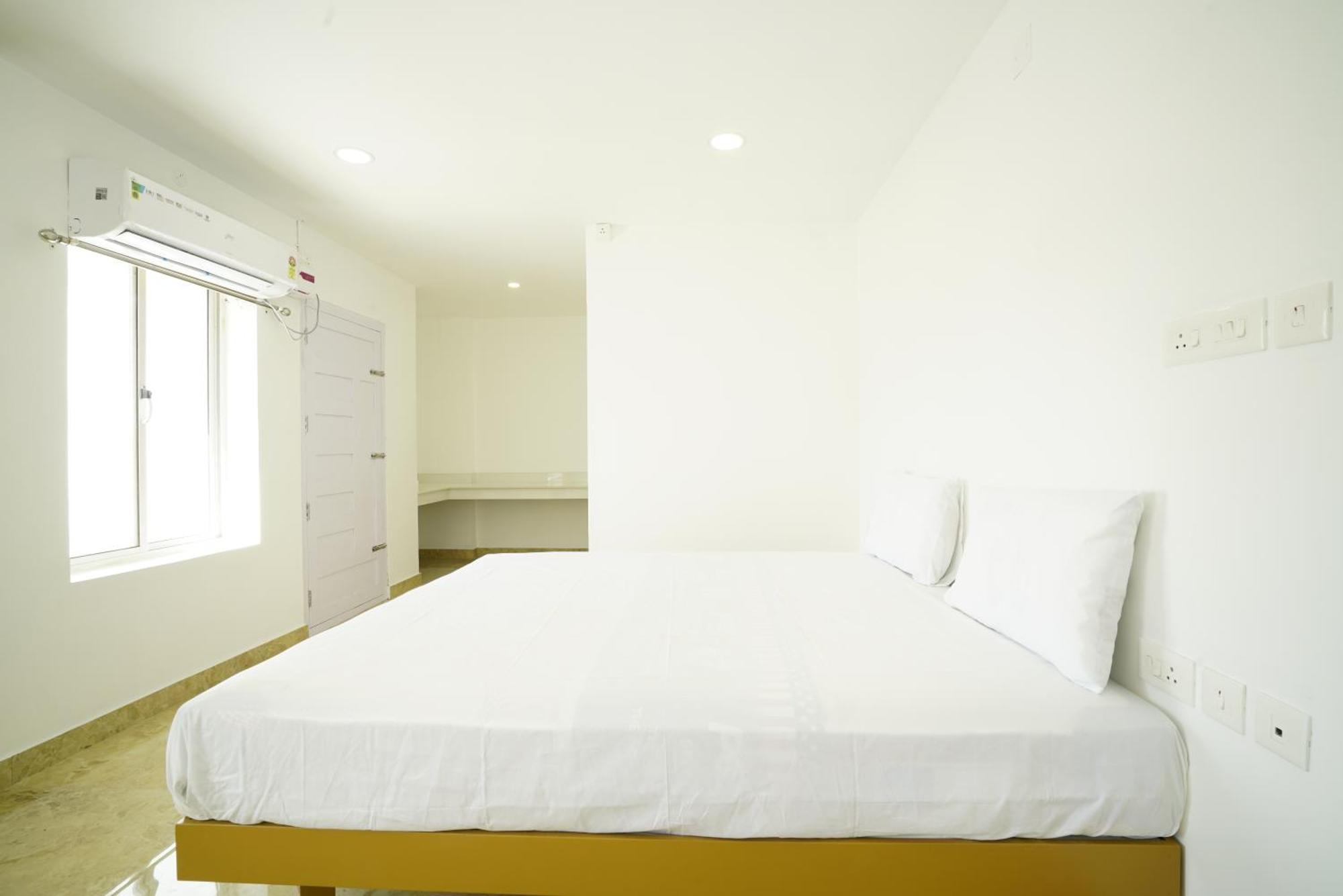 Quilon Residency Kundara Hotel Perumanseri Buitenkant foto